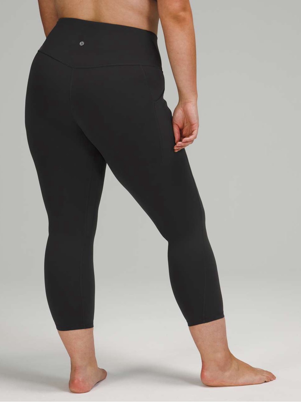 Lululemon Align High Rise Crop with Pockets 23"
Graphite Grey
